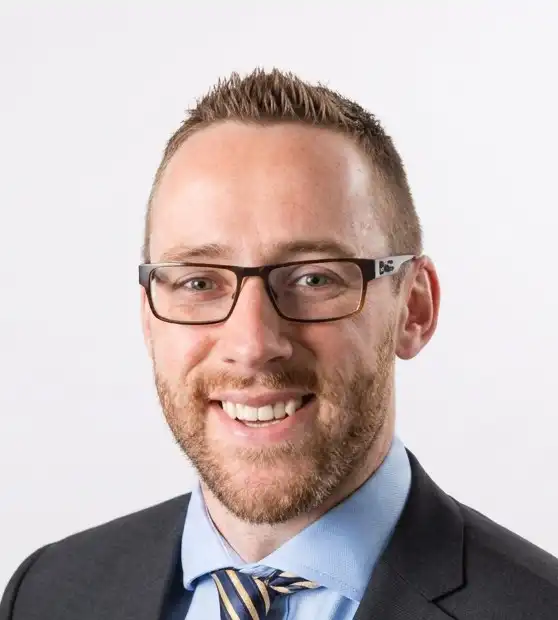 Headshot of Andy Quy